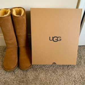 Tall UGGS - Size 9